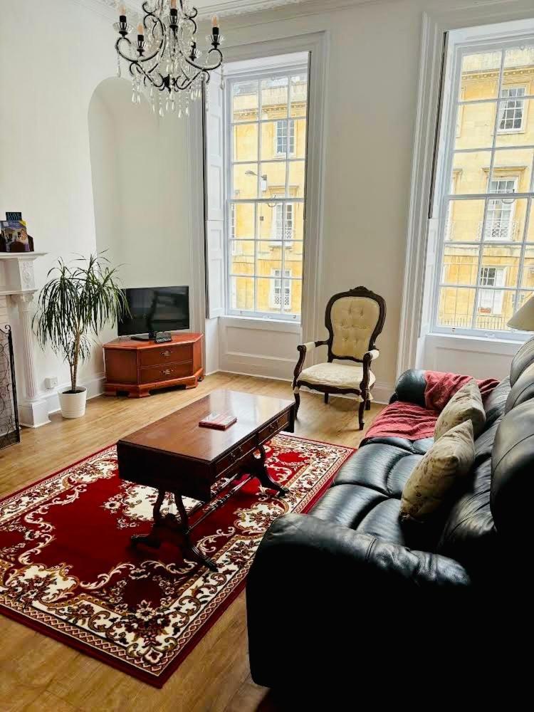Charming Apartment In The Heart Of Bath Buitenkant foto